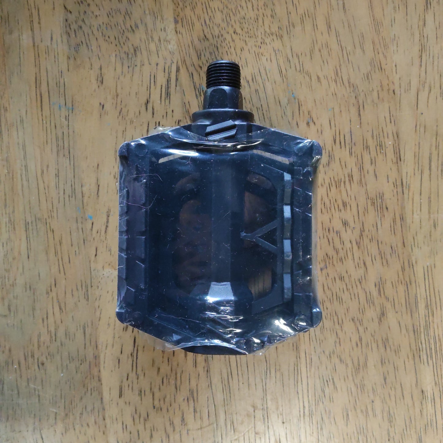 VP-301 Plastic Pedals w/ Reflectors (Made in Taiwan, Kid or Adult bike sizes)