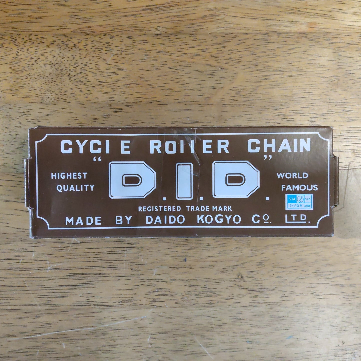 D.I.D. BMX & Single Speed Chains (1/2 x 1/8, 96L & 114L)
