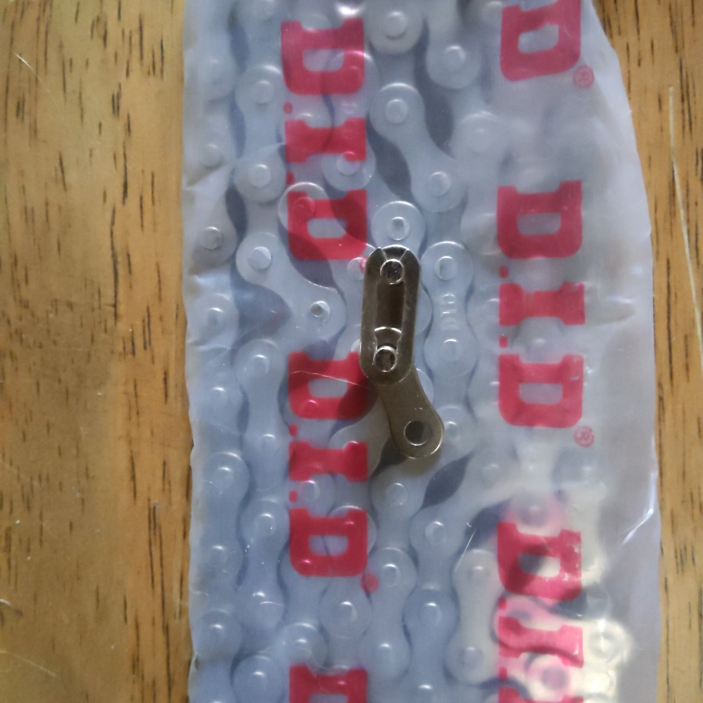 D.I.D. BMX & Single Speed Chains (1/2 x 1/8, 96L & 114L)