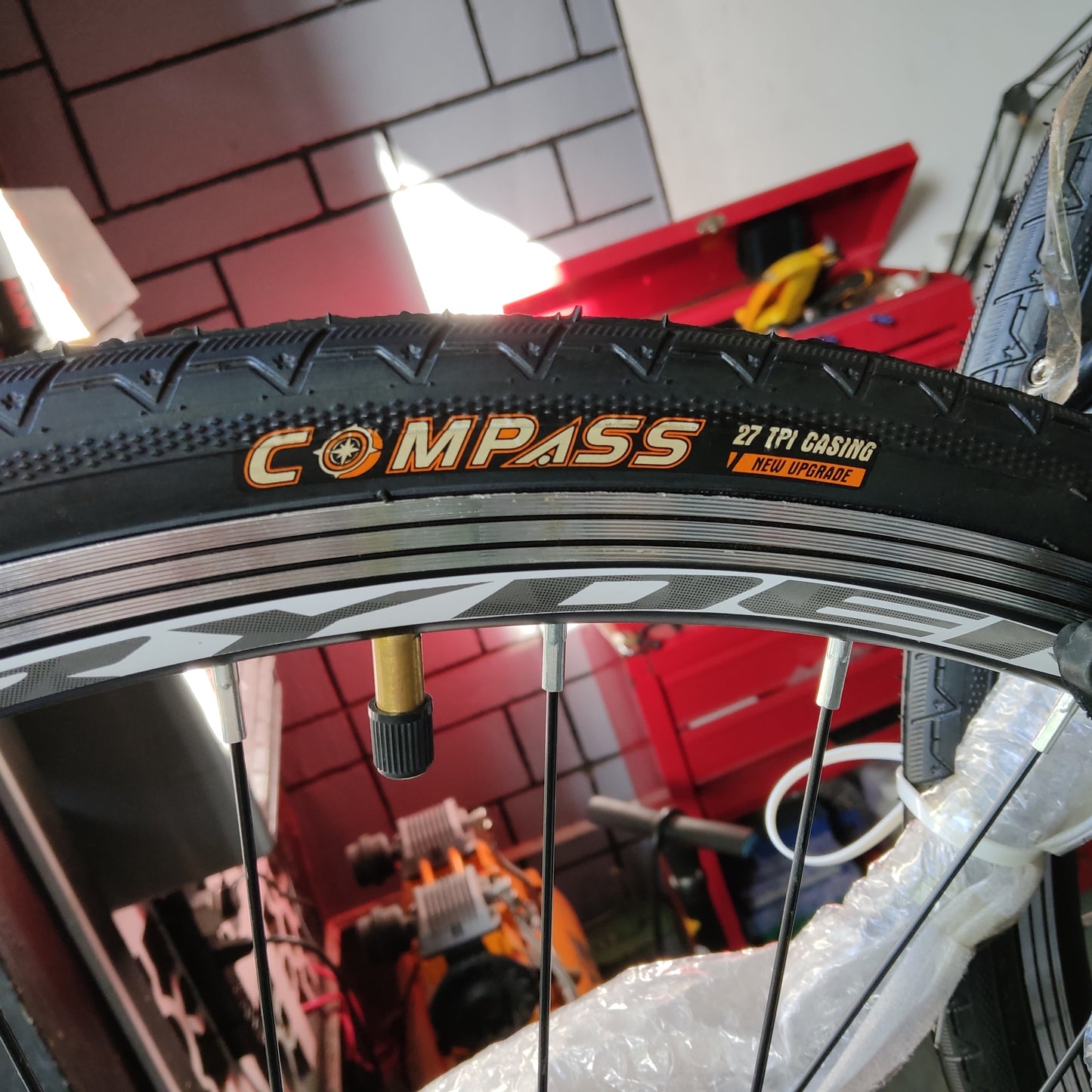 Ryder R2 2 x 9 Sora 700C Road Bike