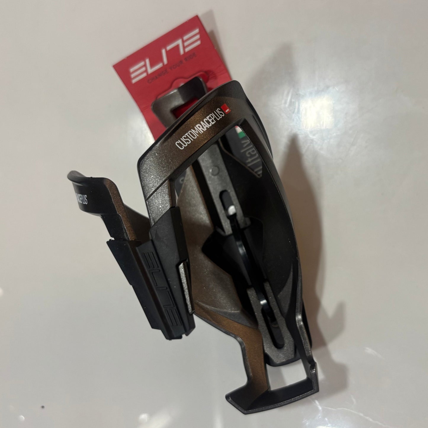 Elite Custom Race Plus Bottle Cage