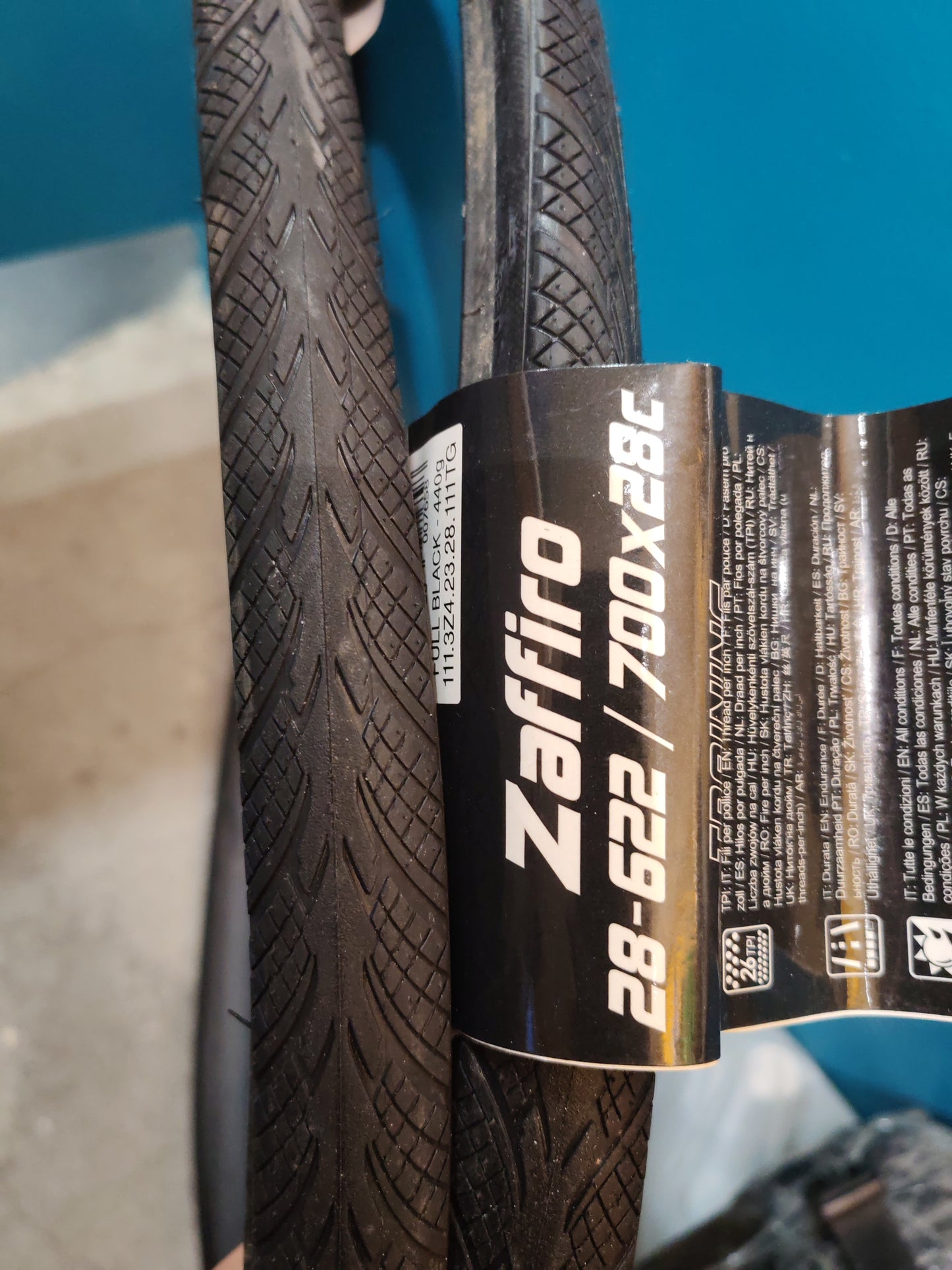 Vittoria Zaffiro All Condition Road Training Tire (Wire Bead)