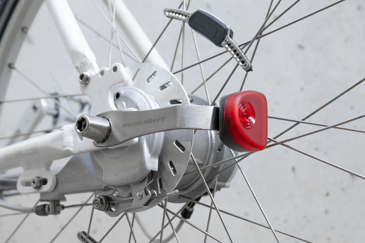 REELIGHT SL220+ReePower Set - Battery Free Bicycle Light