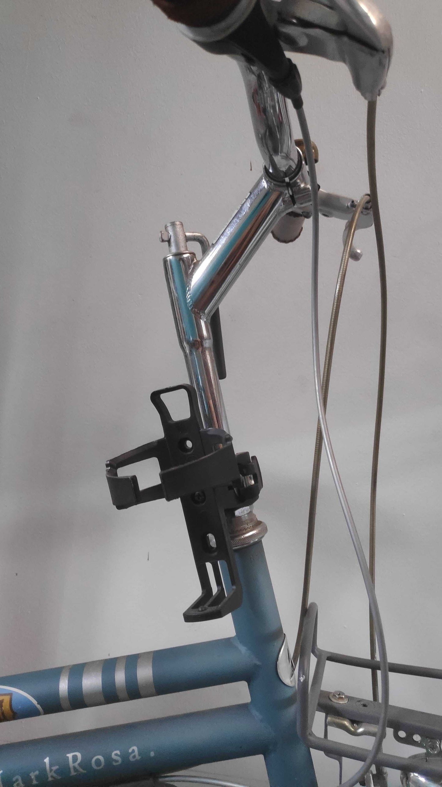 Beto Universal Bottle Cage