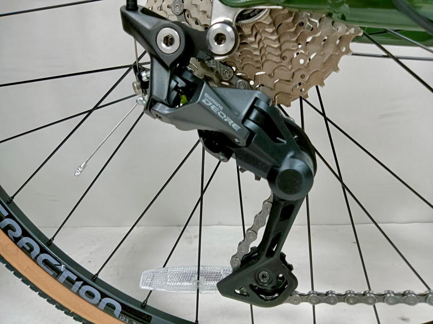 Traction Gritt eXp Built Bike