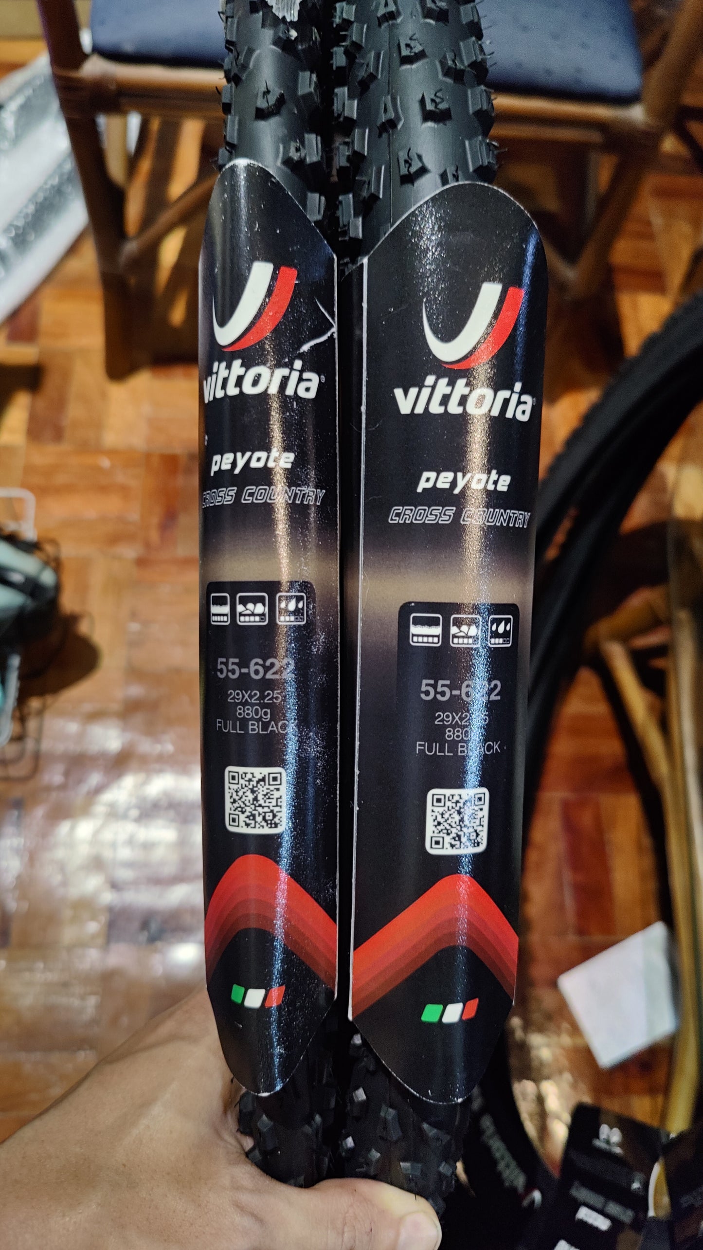 Vittoria Peyote XC MTB Tire (29 x 2.25in, Wire Bead)