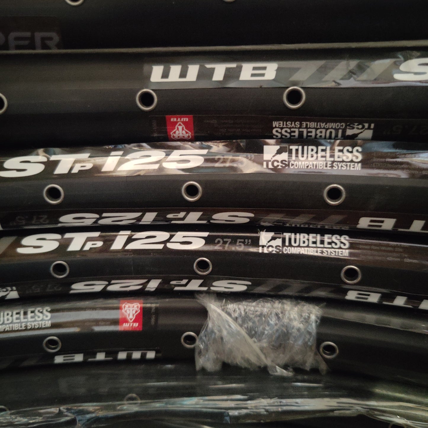 WTB STp i25 MTB Rim ( 27.5 or 29in, Tubeless Ready, 32 or 36 Hole, Disc Brake Only)