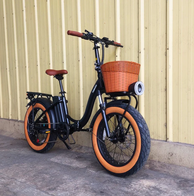 (PRE-ORDER) Nakto Steady Folding Beach Cruiser E-Bike