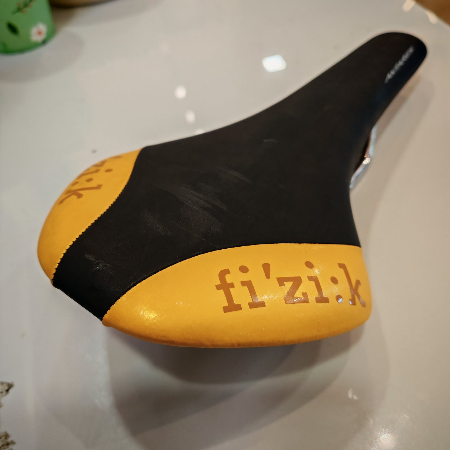 Fizik Antares K:ium Rail Road Saddle (189g, Chamelelon/Medium Position, 245 x 141mm)