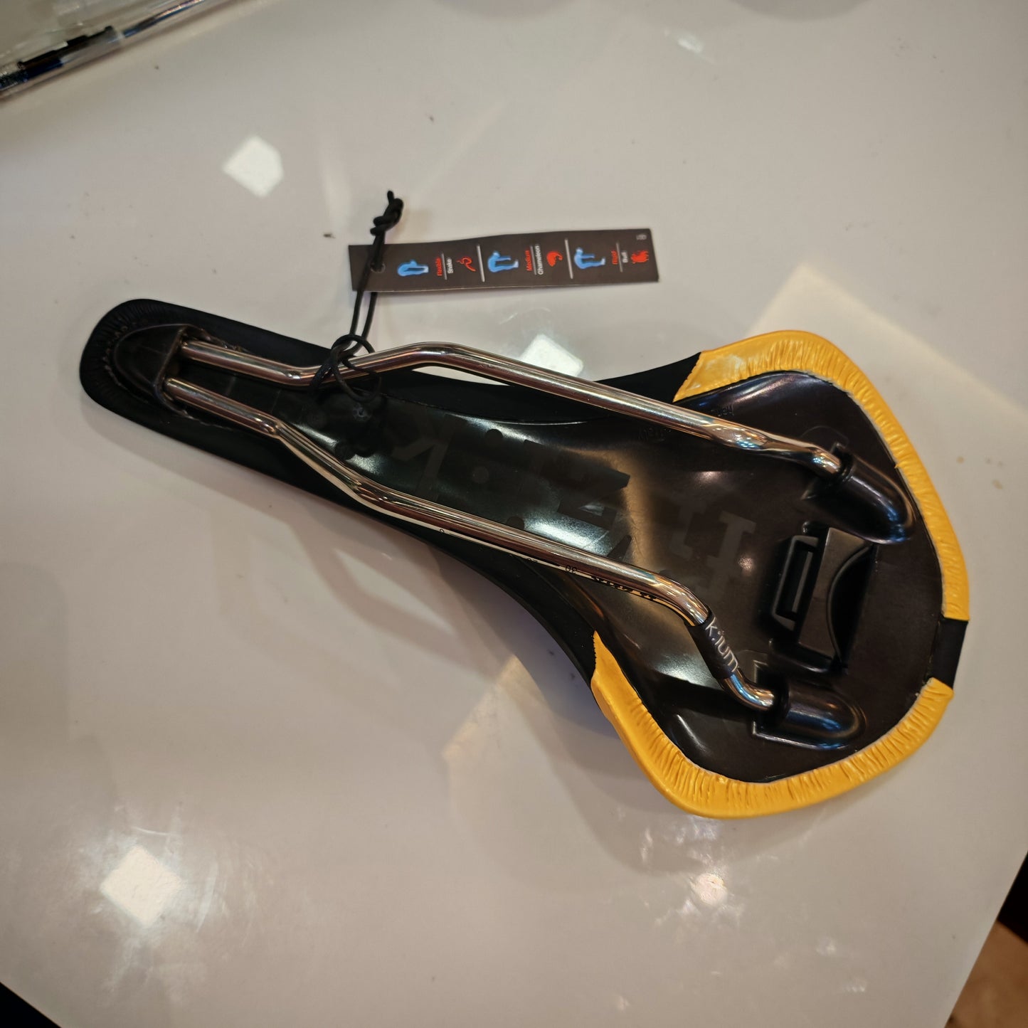 Fizik Antares K:ium Rail Road Saddle (189g, Chamelelon/Medium Position, 245 x 141mm)
