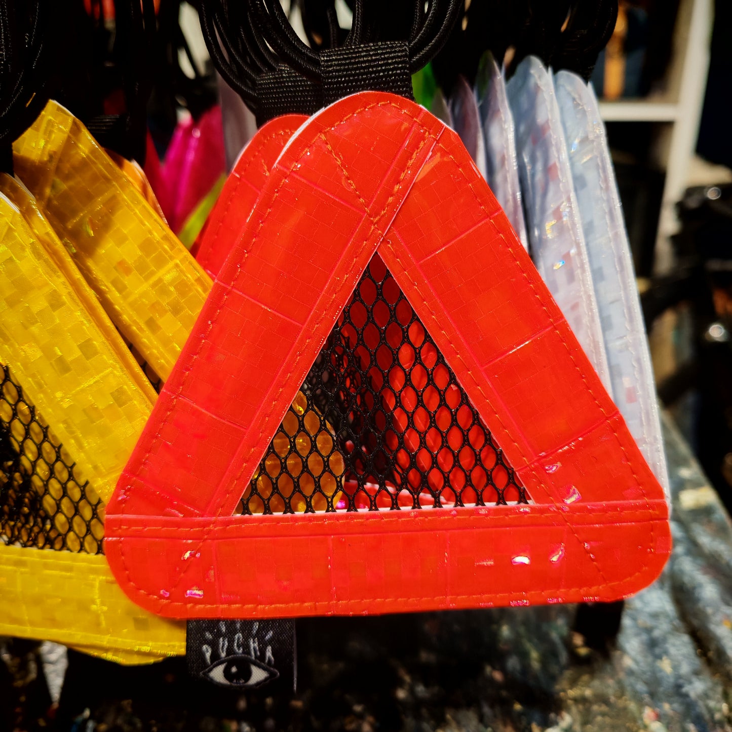 Pucha Triangle Reflector