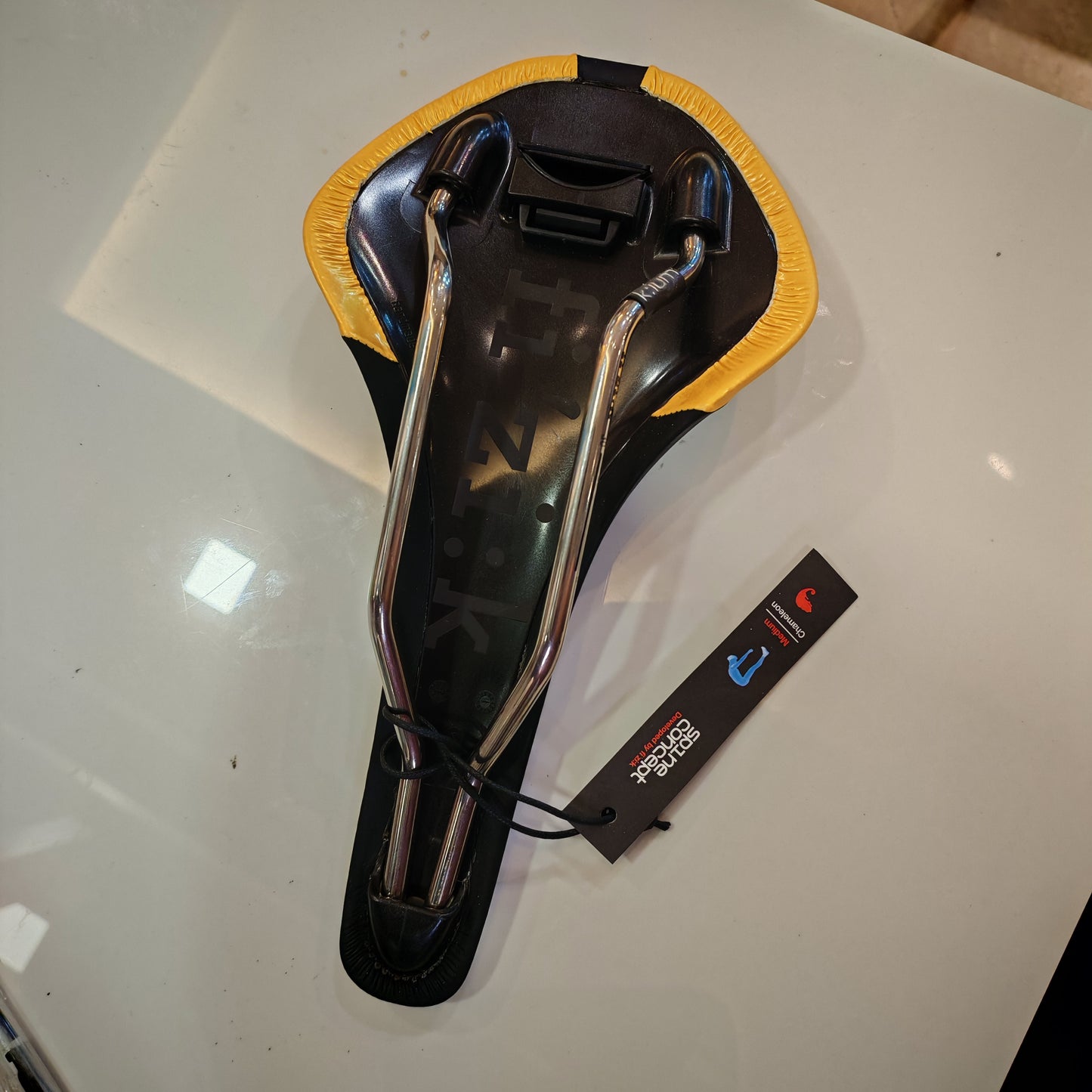 Fizik Antares K:ium Rail Road Saddle (189g, Chamelelon/Medium Position, 245 x 141mm)