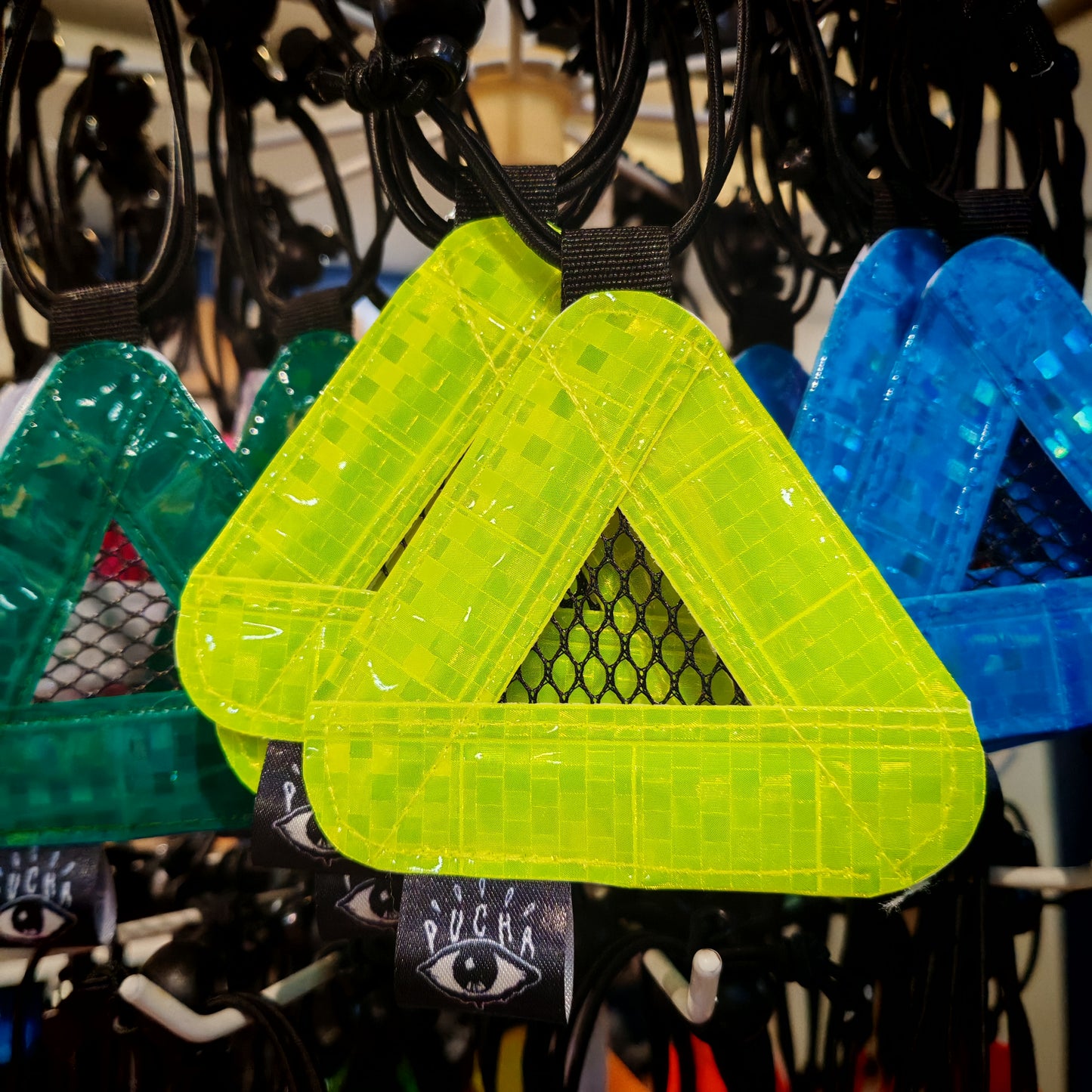 Pucha Triangle Reflector