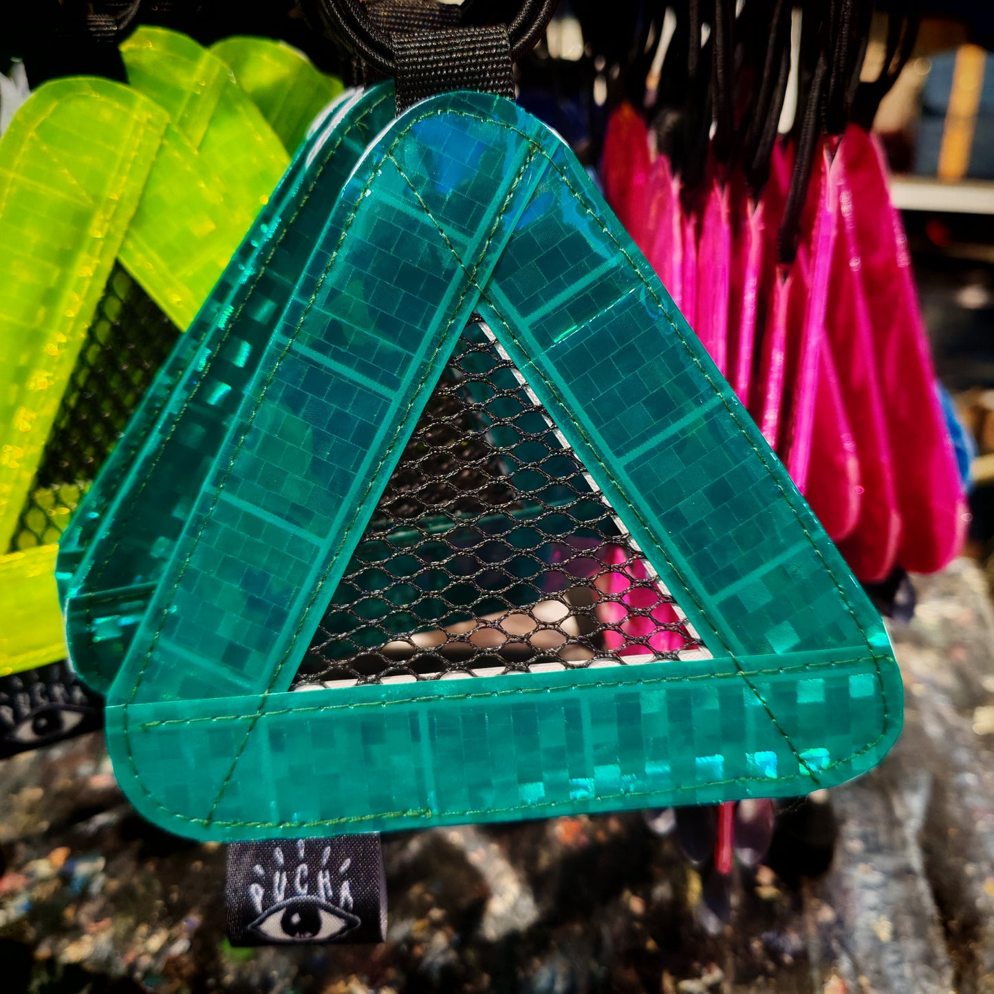 Pucha Triangle Reflector