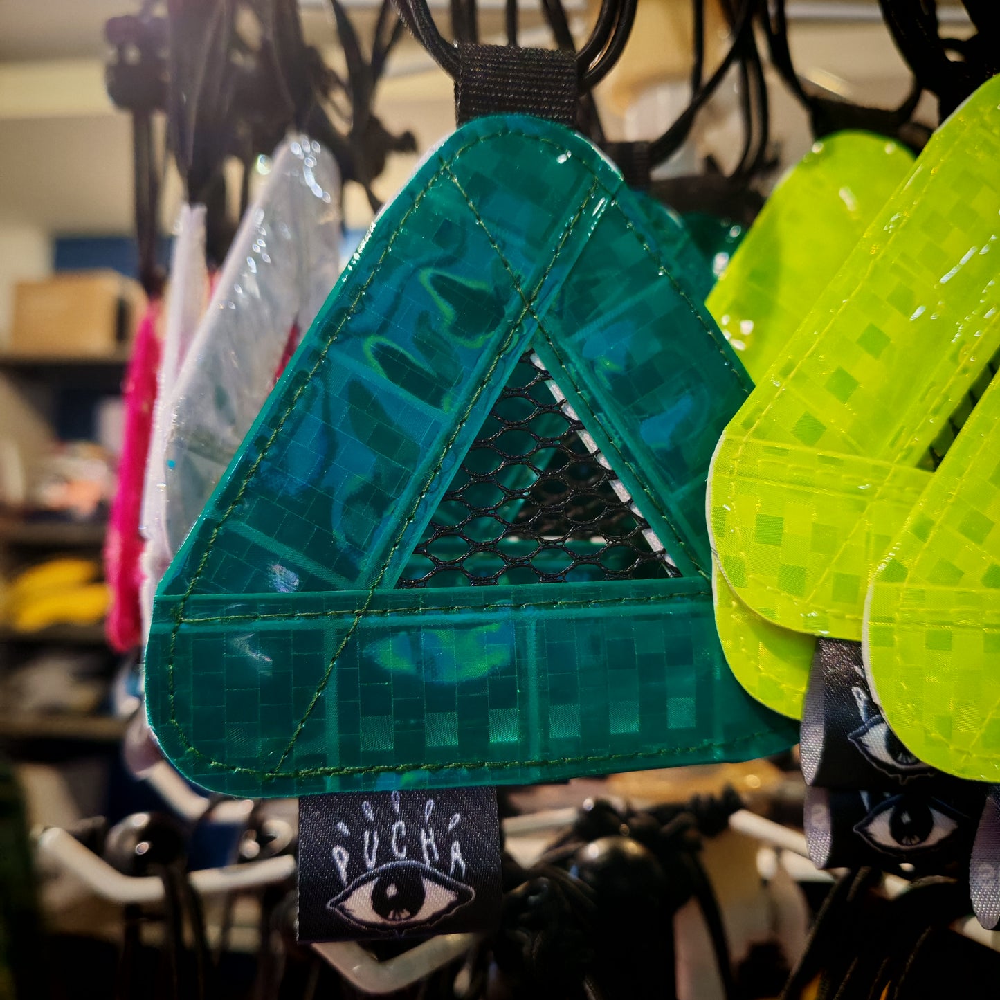 Pucha Triangle Reflector