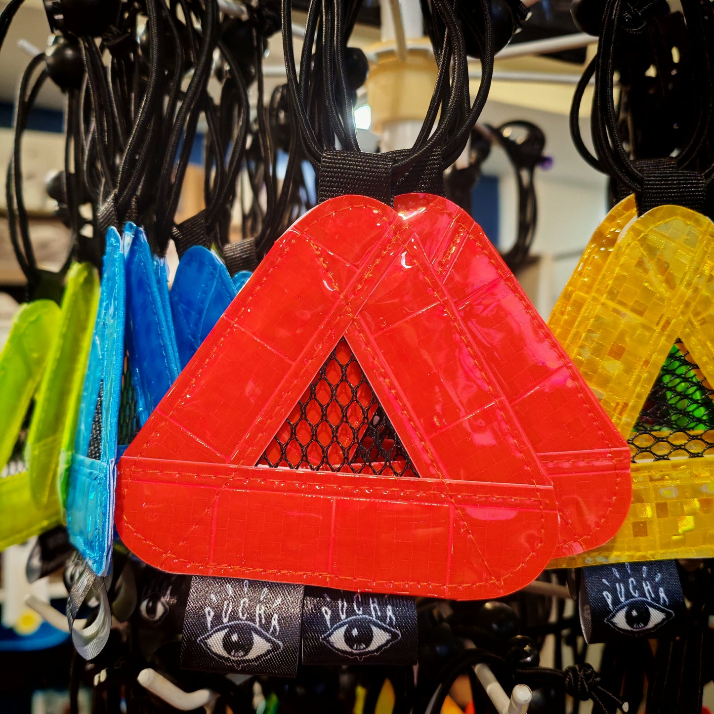 Pucha Triangle Reflector