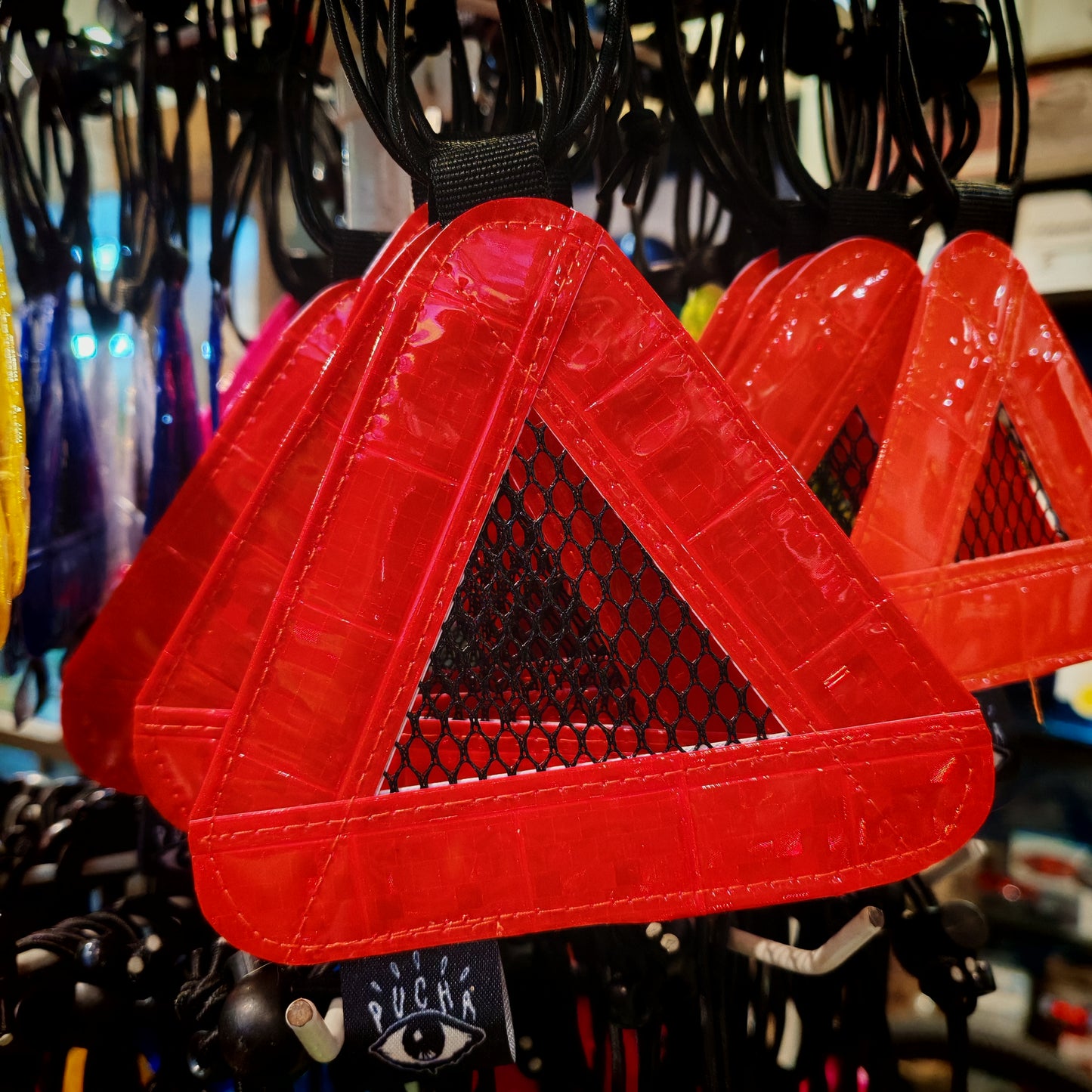 Pucha Triangle Reflector